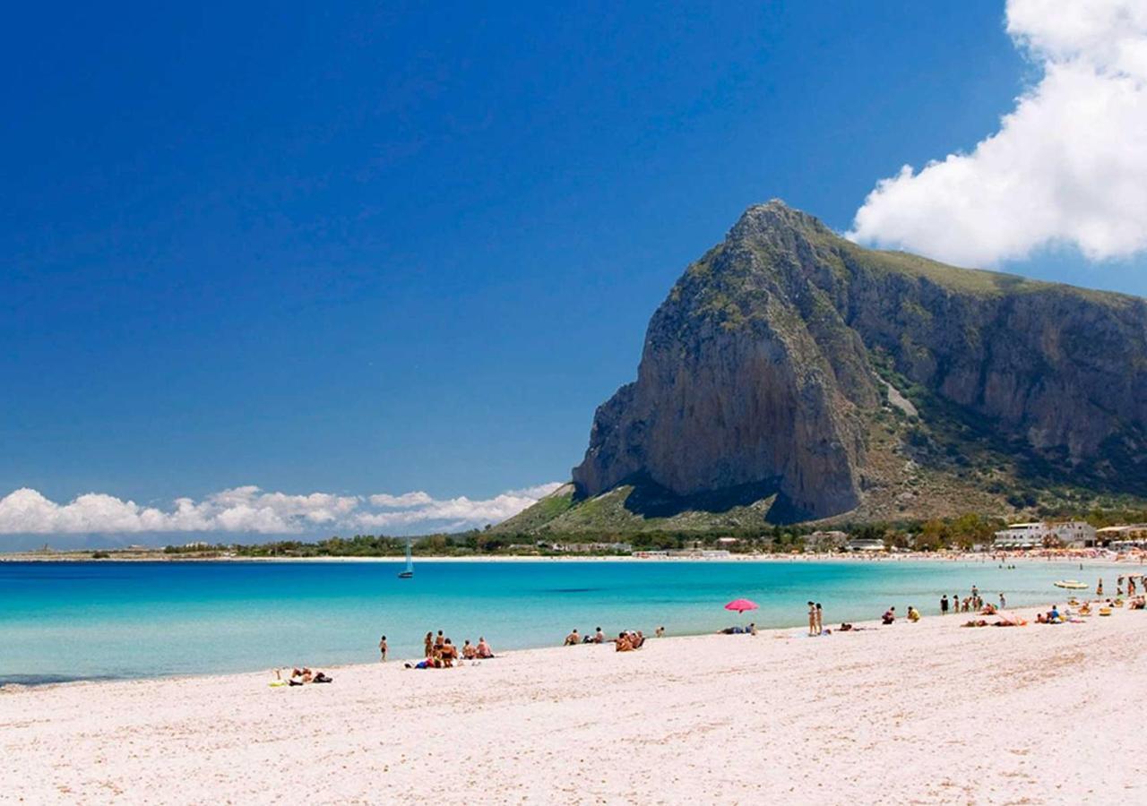 B&B Profumi Di Sicilia วาลเดอรีส ภายนอก รูปภาพ