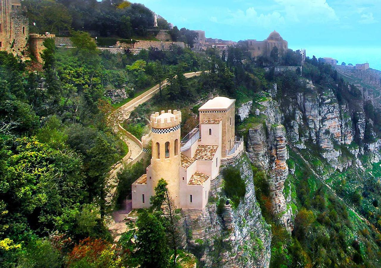 B&B Profumi Di Sicilia วาลเดอรีส ภายนอก รูปภาพ