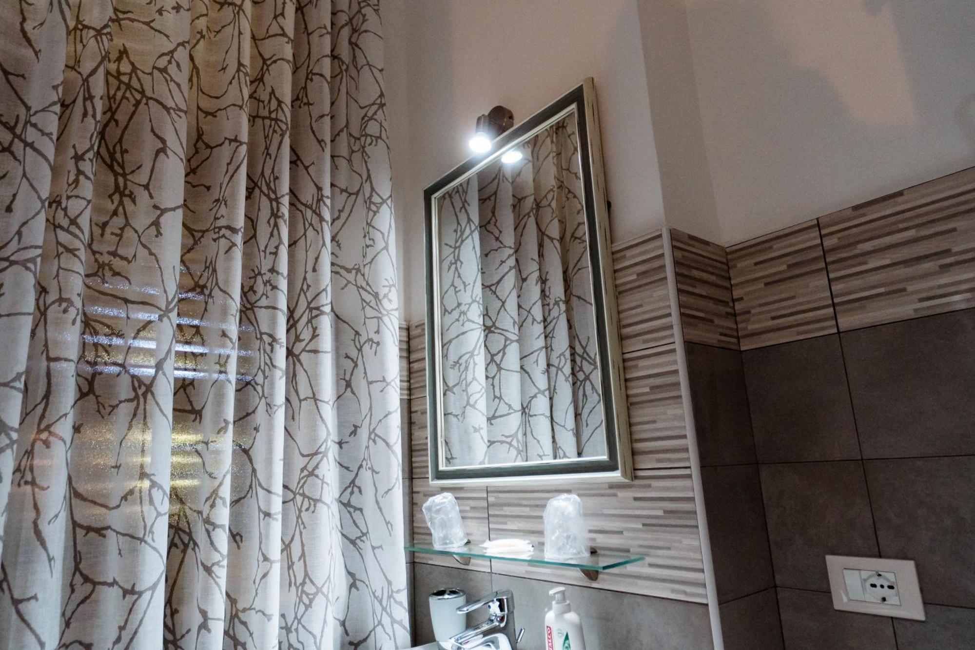 B&B Profumi Di Sicilia วาลเดอรีส ภายนอก รูปภาพ